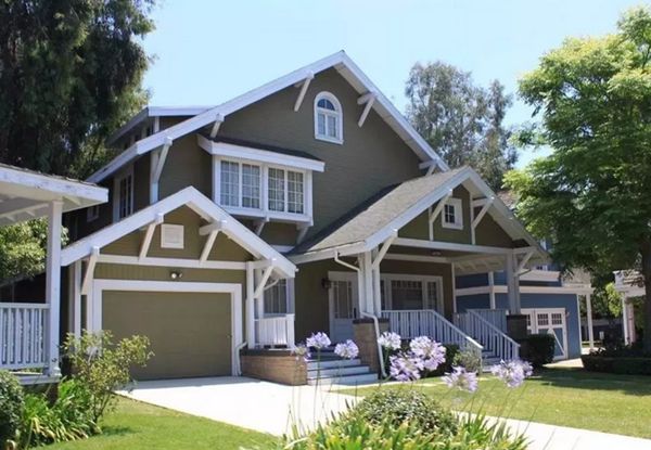 輕鋼別墅的品質(zhì)怎么樣?睿婕鋼結(jié)構(gòu)來(lái)科普!(圖1) 睿婕輕鋼別墅