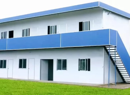 輕鋼別墅不等于活動(dòng)板房(圖1) 輕鋼別墅不等于活動(dòng)板房(圖1)