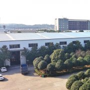 輕鋼別墅廠家的電話和地址是多少？