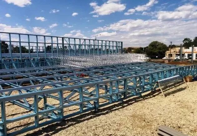 我們經(jīng)常去的KFC就是用輕鋼建造而成的!(圖8) 睿婕輕鋼別墅