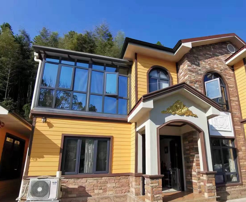 輕鋼房屋是否可以通過鋪設(shè)地暖系統(tǒng)提供舒適的室內(nèi)溫度？(圖3)