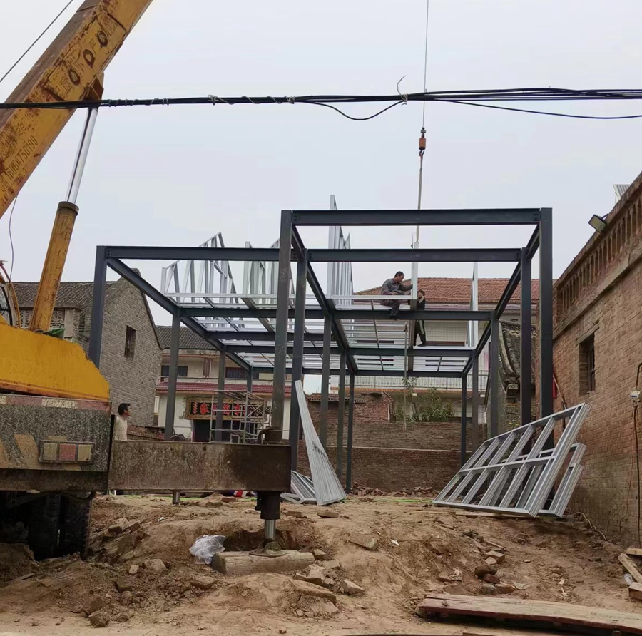 重鋼別墅和輕鋼別墅有什么區別?(圖1) 重鋼別墅和輕鋼別墅有什么區別?(圖1)