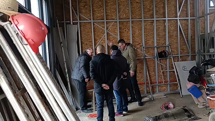 德國(guó)房地產(chǎn)開發(fā)商與睿婕輕鋼別墅展開深度合作,共同塑造未來(lái)住宅新風(fēng)貌(圖2) 德國(guó)房地產(chǎn)開發(fā)商與睿婕輕鋼別墅展開深度合作,共同塑造未來(lái)住宅新風(fēng)貌(圖2)